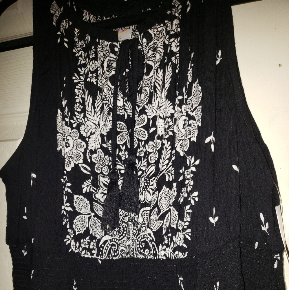 Bila NWT Black/White smocked waist dress
